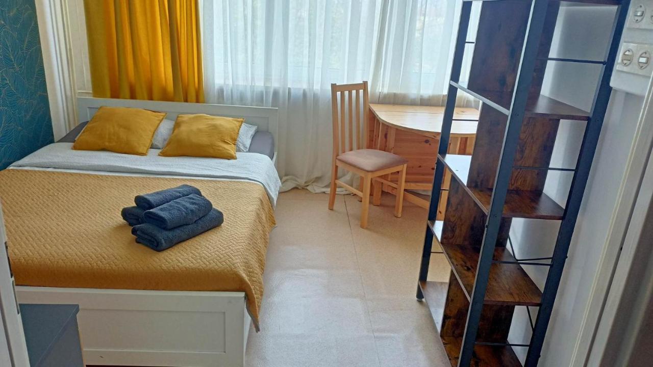 Kawalerka Czestochowa 17 Apartman Kültér fotó